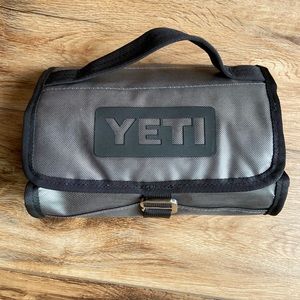 Yeti Lunch Box